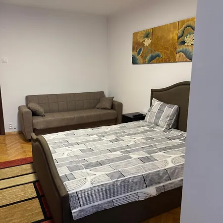 Titanii Park בוקרשט