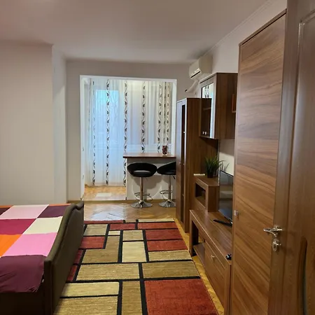 Titanii Park Апартаменты