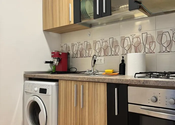 アパート Titanii Park *