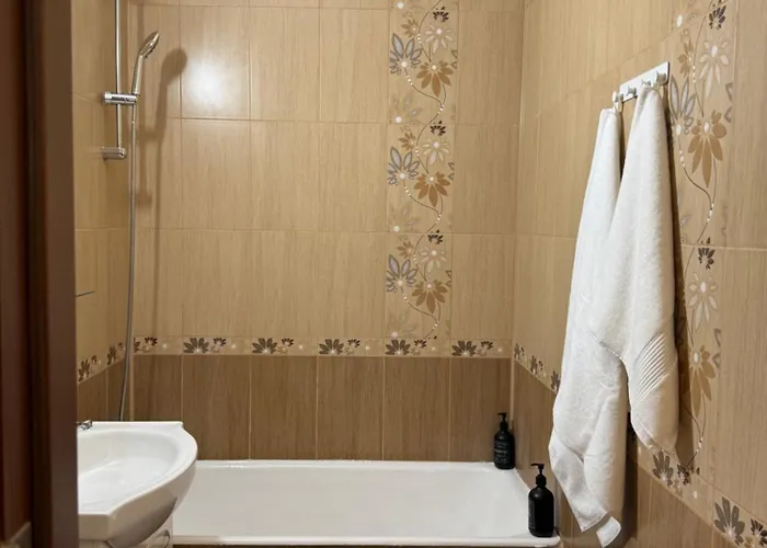 Titanii Park アパート